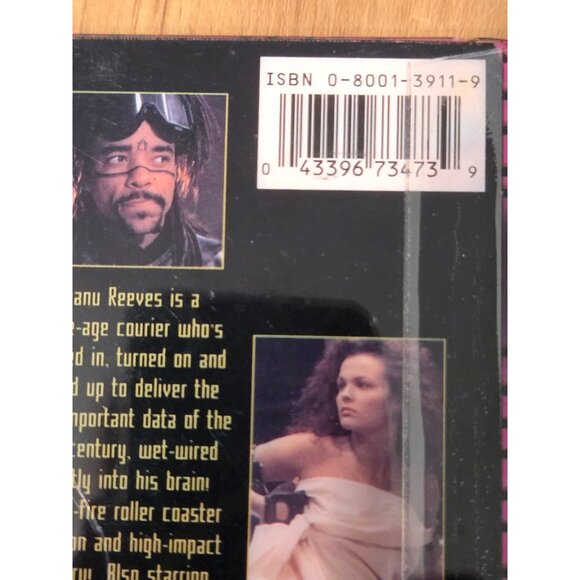 Johnny Mnemonic (VHS, 1995) Columbia Tristar Orange Tape Keanu Reeves Cyberpunk - Picture 4 of 5